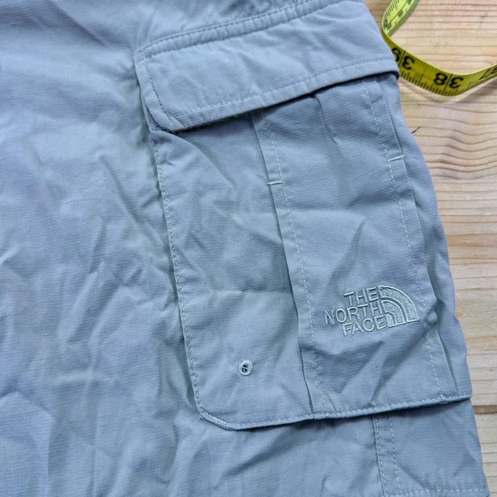 The North Face Men's Nylon Cargo Hiking Pants Size 30‎ Short Gray Outdoor